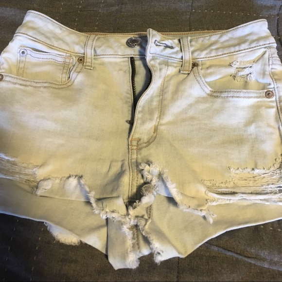 American Eagle Outfitters Pants - American Eagle high rise shortie